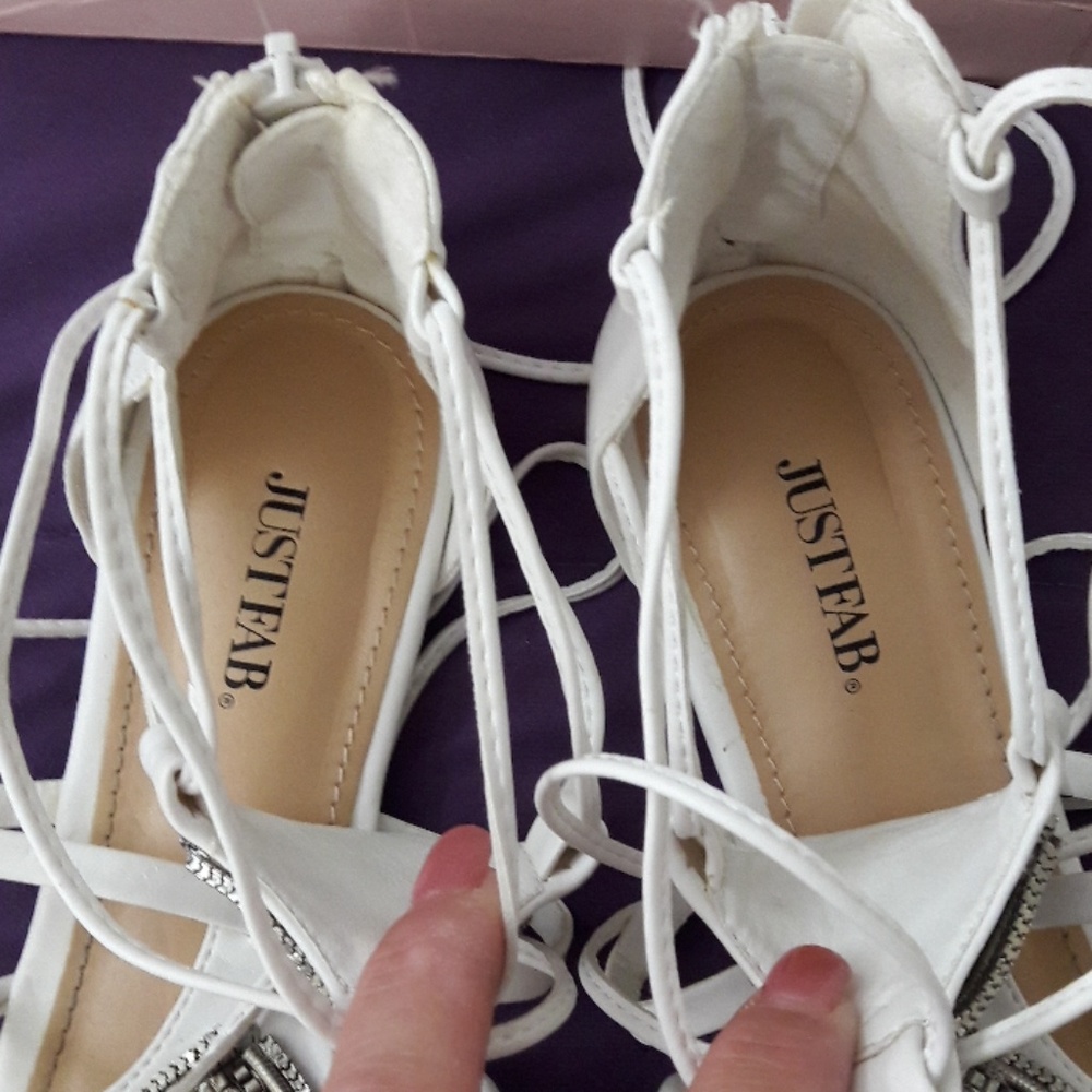 Sandals - Picture 3 of 3